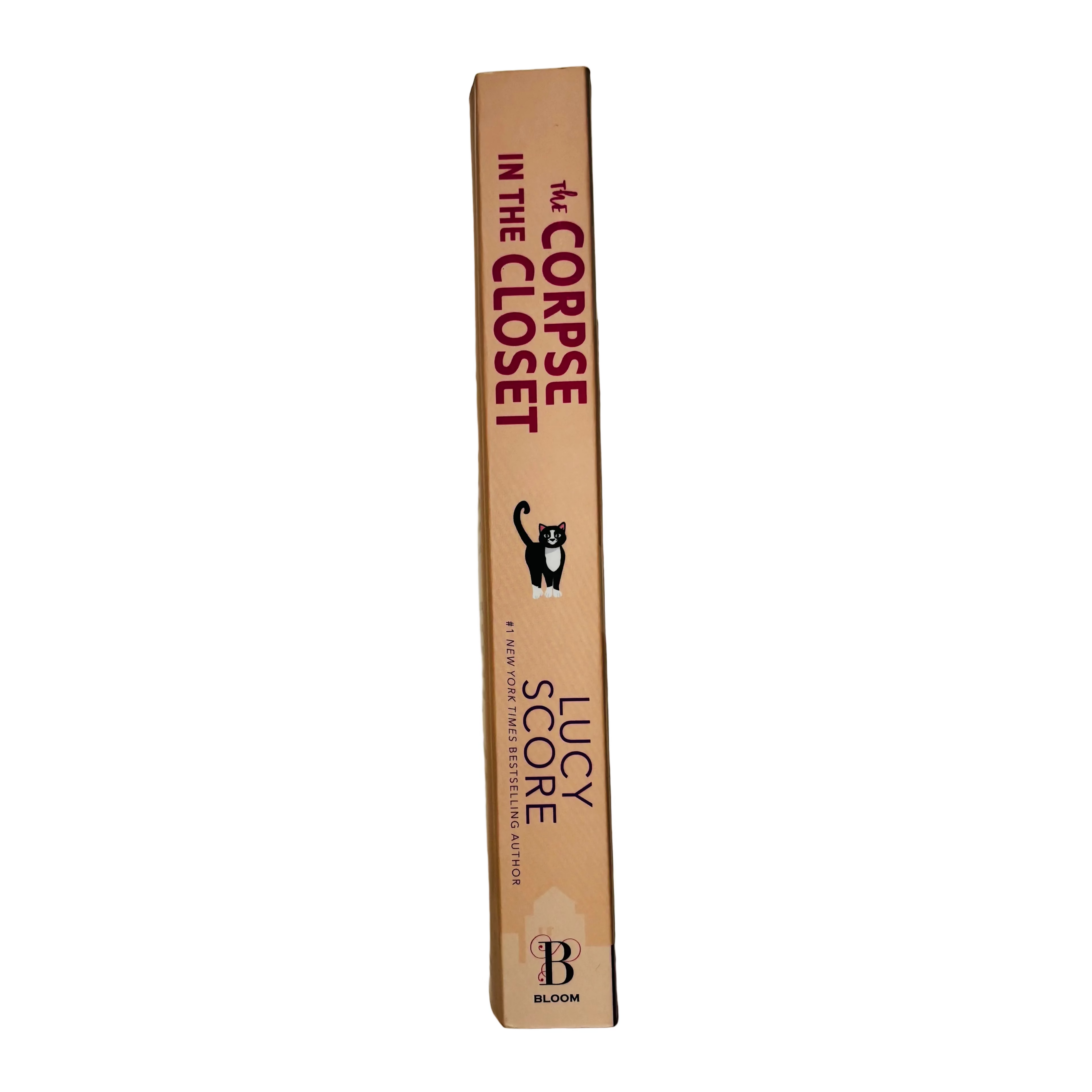 The Corpse in the Closet by Lucy Score
